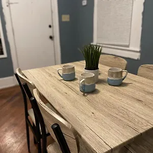 Spacious Cozy 12 Min From Apartment